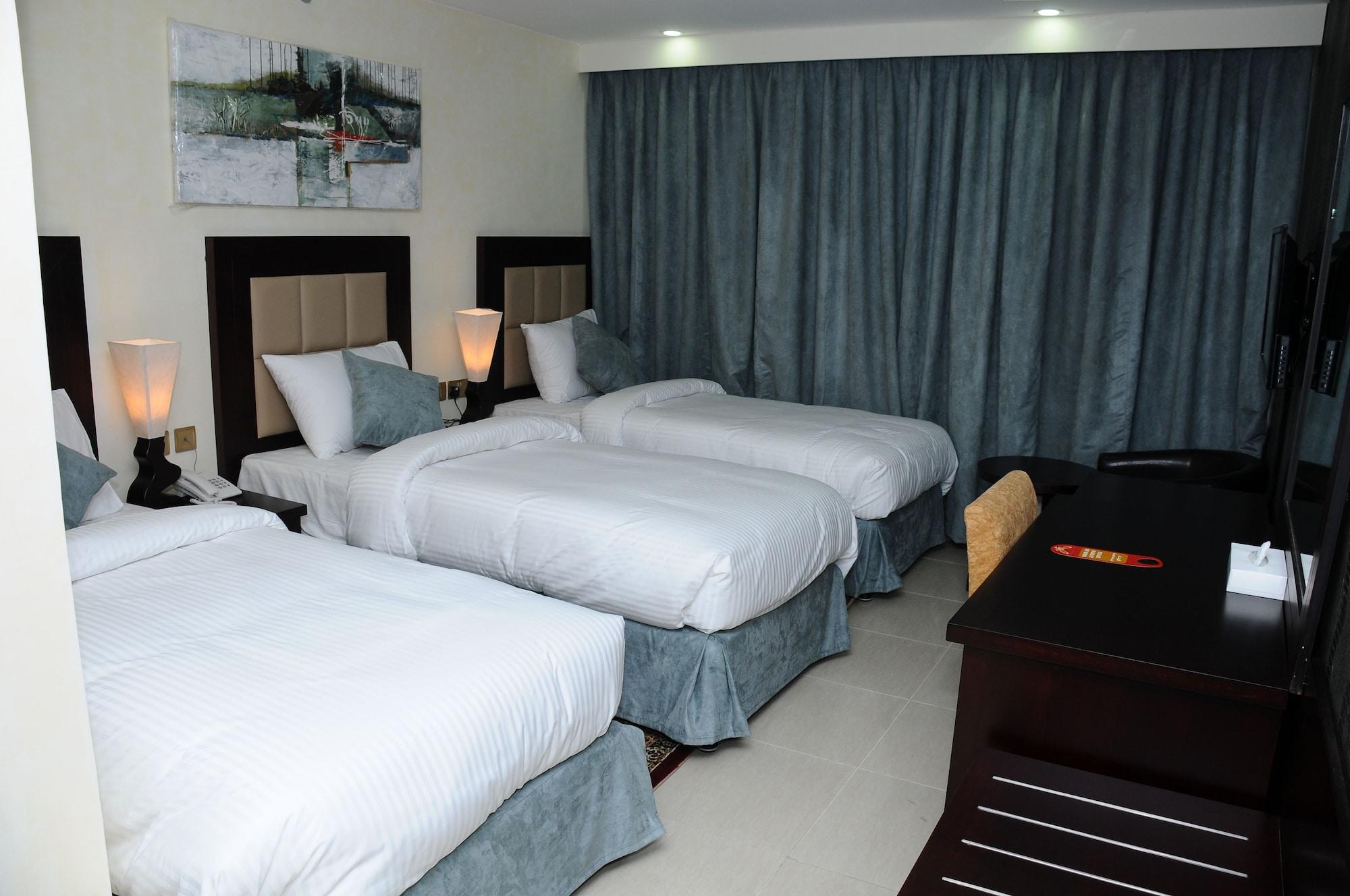 Royal Falcon Hotel Dubai Exteriör bild